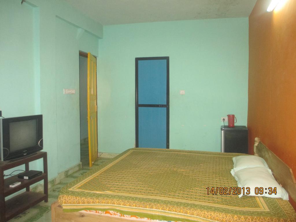 Subhash Guest House Бага Екстериор снимка